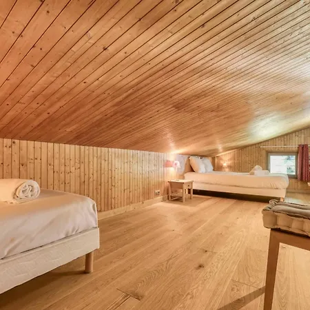 Brevent Loft Cozy 3-bedroom Duplex 250m To Planpraz Cable Car * シャモニー
